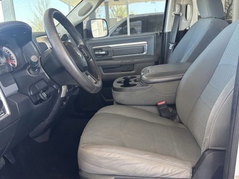 Used 2014 RAM 2500 SLT AWD/4WD image 8