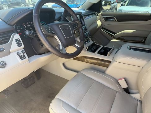 Used 2017 GMC Yukon Denali w/ Open Road Package RWD image 20