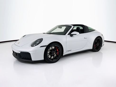 Certified 2025 Porsche 911 Targa 4 GTS AWD/4WD image 1