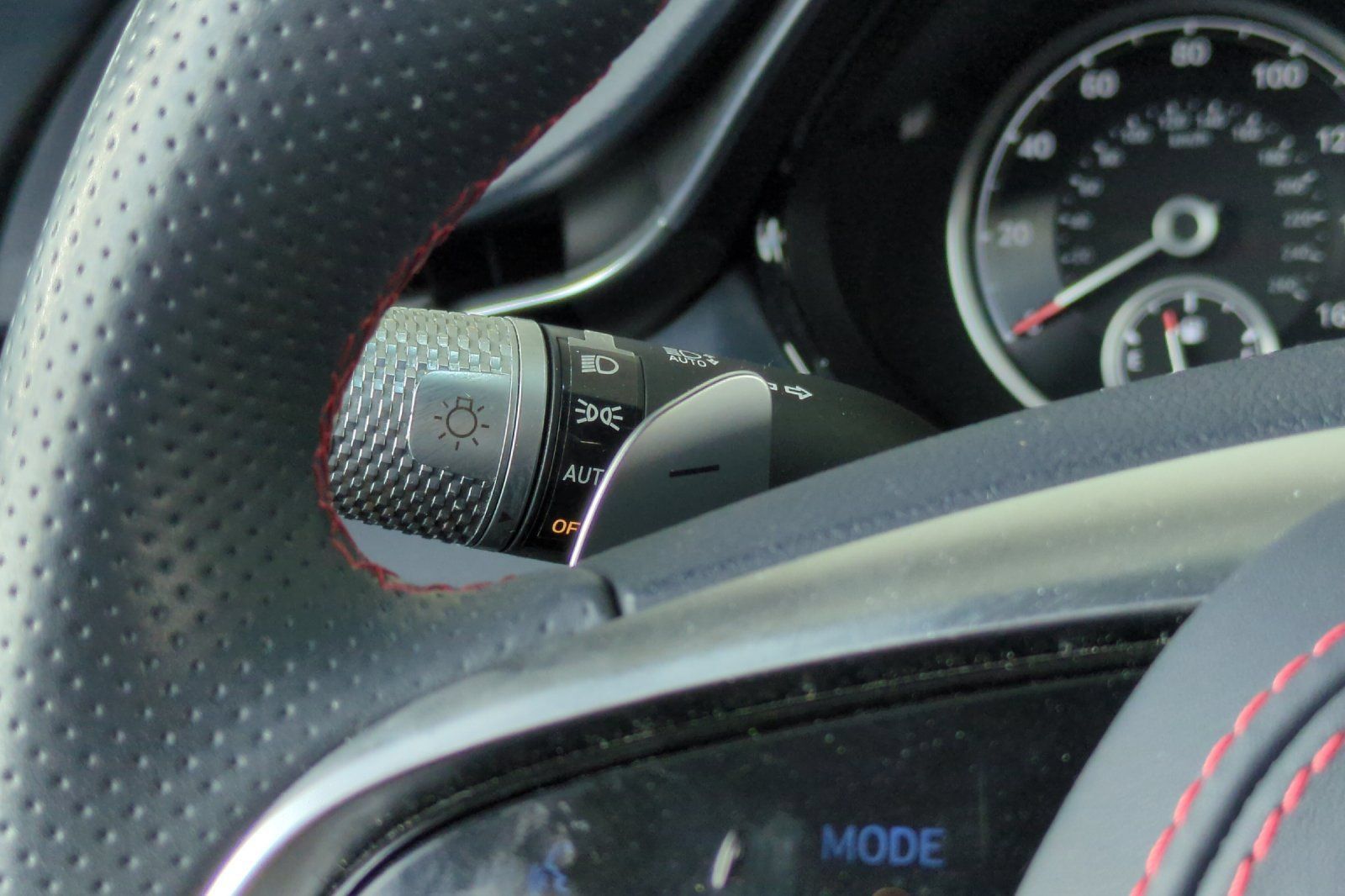 Used 2022 Genesis GV70 3.5T Sport AWD/4WD image 37