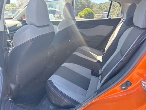 Used 2018 Subaru Crosstrek 2.0i Premium AWD/4WD image 10