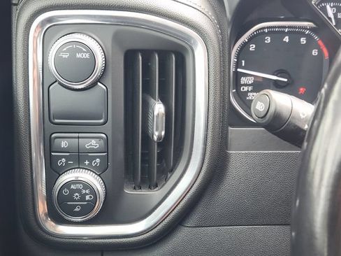 Used 2020 GMC Sierra 1500 SLT RWD image 22