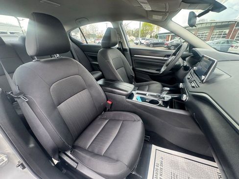 Used 2021 Nissan Altima 2.5 SV FWD image 21