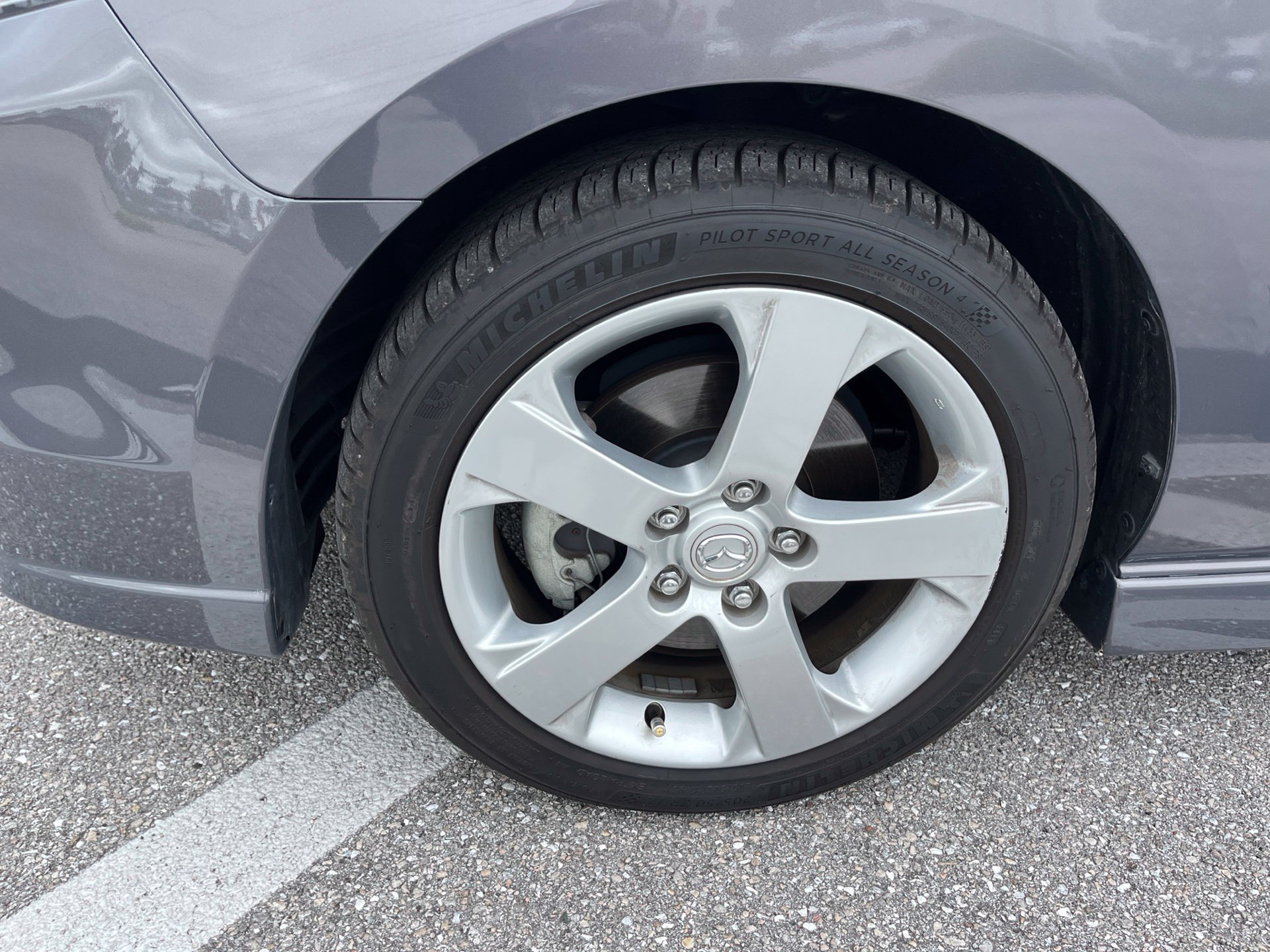 Used 2007 MAZDA MAZDA5 Sport w/ Popular Equipment Pkg FWD image 8