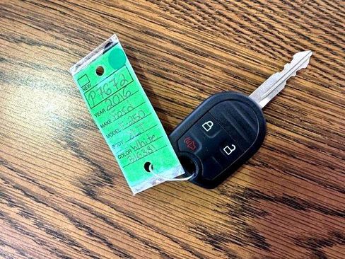 Used 2016 Ford F250 XLT image 32