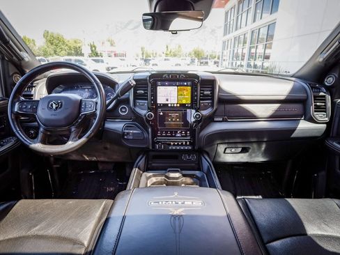 Used 2023 RAM 2500 Limited AWD/4WD image 18