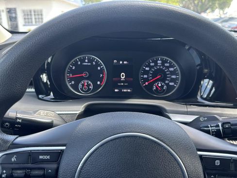 Used 2021 Kia K5 LXS FWD image 15