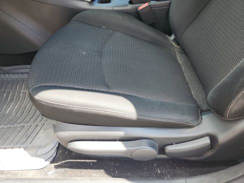 Used 2019 Nissan Sentra S FWD image 29
