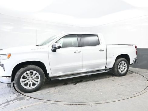 Used 2023 Chevrolet Silverado 1500 LTZ image 3
