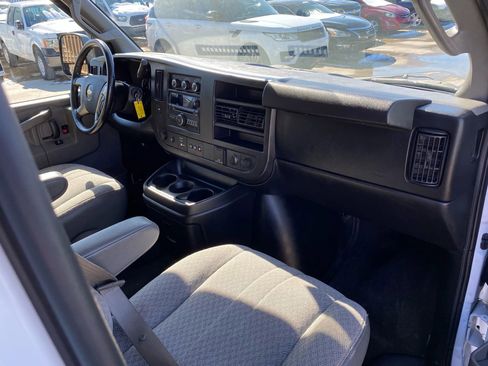 Used 2017 Chevrolet Express 2500 LS image 29