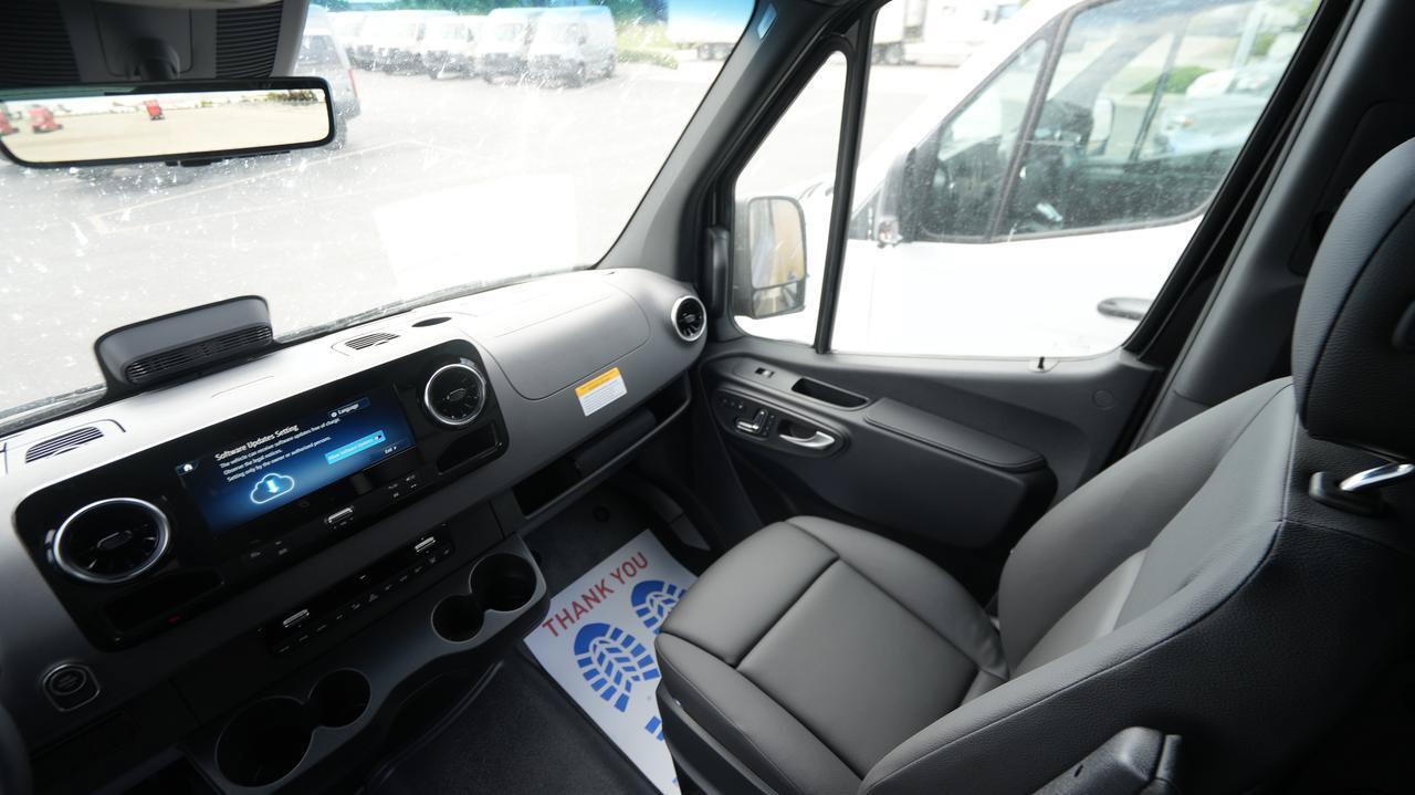 New 2026 Mercedes-Benz Sprinter 2500 image 19