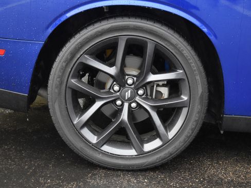 Used 2021 Dodge Challenger R/T w/ Blacktop Package image 35