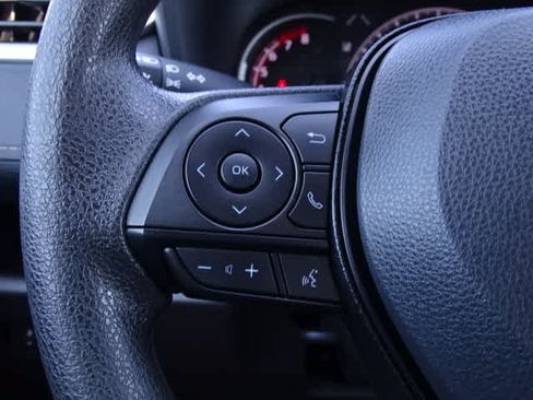 Certified 2025 Toyota RAV4 LE FWD image 35