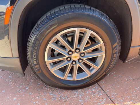 Used 2023 Chevrolet Traverse LT w/ LPO, Floor Liner Package image 4