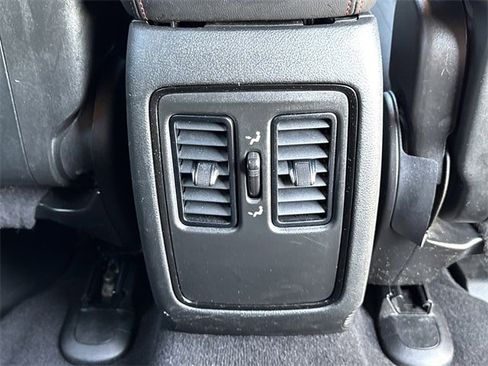 Used 2023 Dodge Durango GT image 25