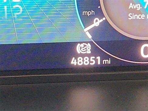 Used 2024 Volkswagen Atlas SE image 21