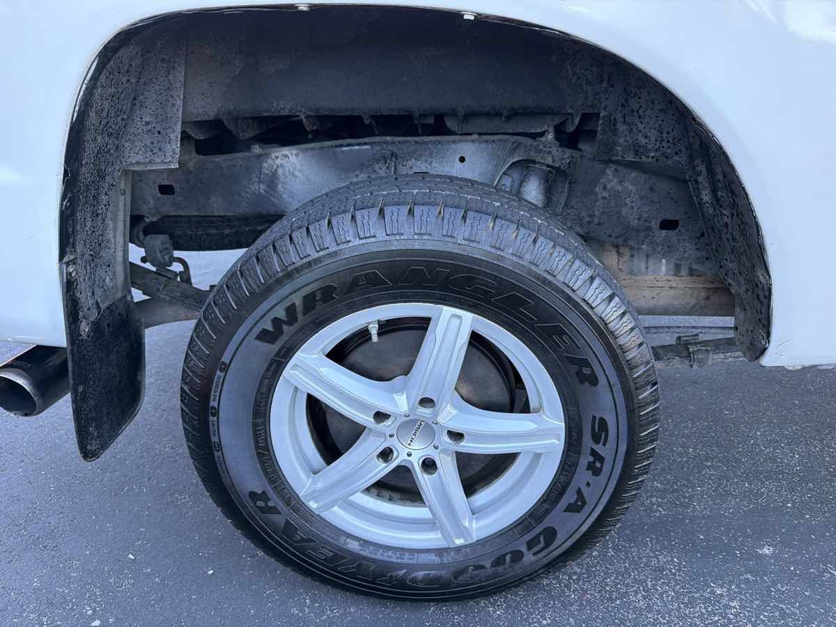 Used 2013 Toyota Tacoma 2WD Regular Cab image 36