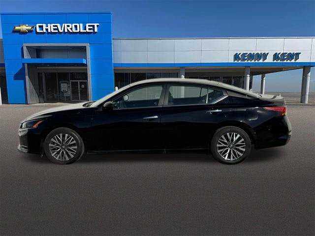 Used 2025 Nissan Altima 2.5 SV FWD image 29