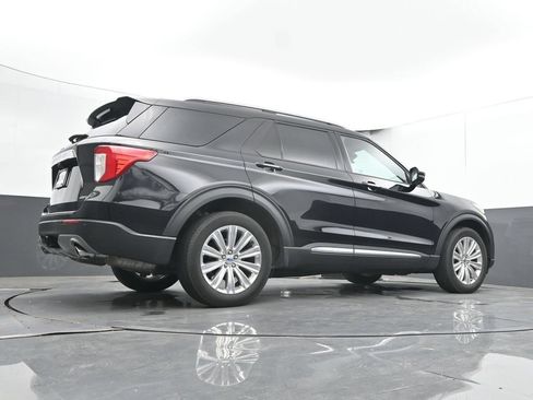 Used 2023 Ford Explorer Limited w/ Limited Technology Package AWD/4WD image 37