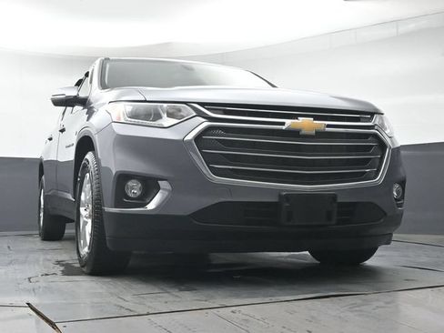 Used 2021 Chevrolet Traverse LT AWD/4WD image 35
