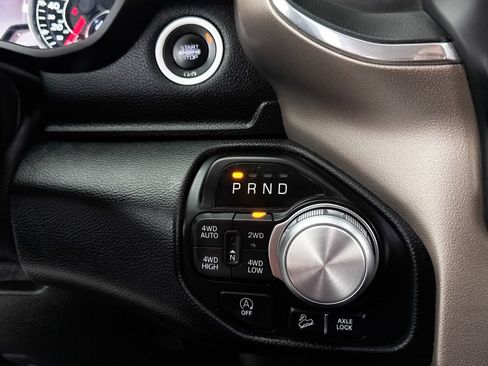Used 2021 RAM 1500 Laramie w/ Off Road Group AWD/4WD image 8