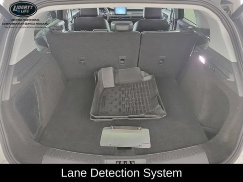 Used 2022 Lincoln Corsair AWD w/ Premium Package image 18