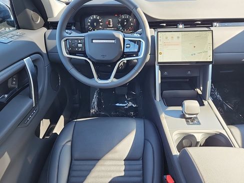 Certified 2025 Land Rover Discovery Sport S image 4
