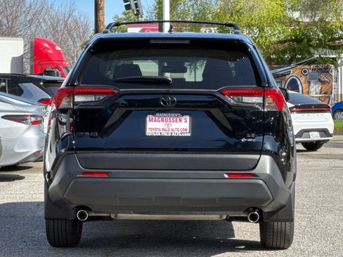 Certified 2025 Toyota RAV4 LE image 4