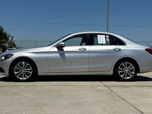 Used 2016 Mercedes-Benz C 300 Sedan image 6
