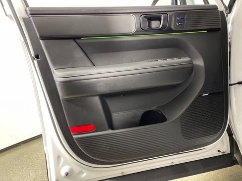 Certified 2025 Hyundai Santa Fe Calligraphy image 19