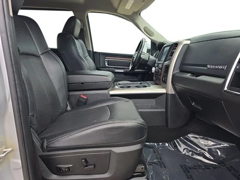 Used 2018 RAM 1500 Laramie AWD/4WD image 20