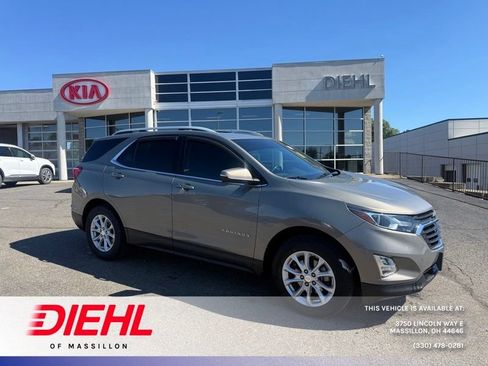 Used 2018 Chevrolet Equinox LT w/ Sun & Infotainment Package AWD/4WD image 1