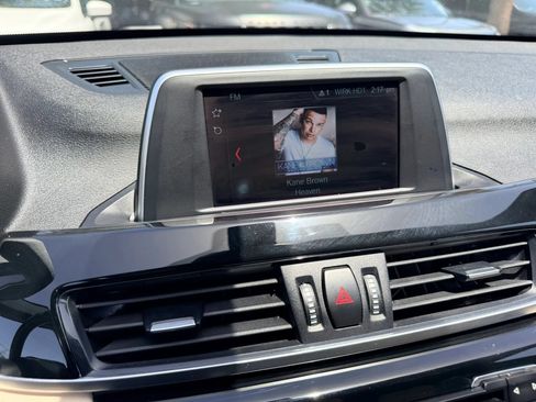 Used 2018 BMW X1 sDrive28i FWD image 18