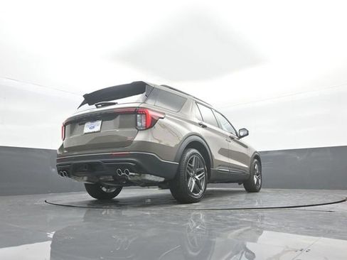 New 2026 Ford Explorer ST w/ Sun And Sound Package image 35