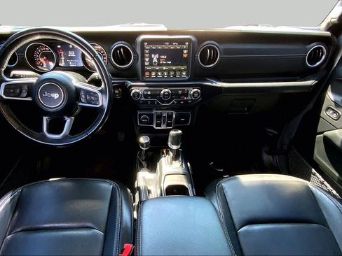 Used 2020 Jeep Gladiator Overland AWD/4WD image 15