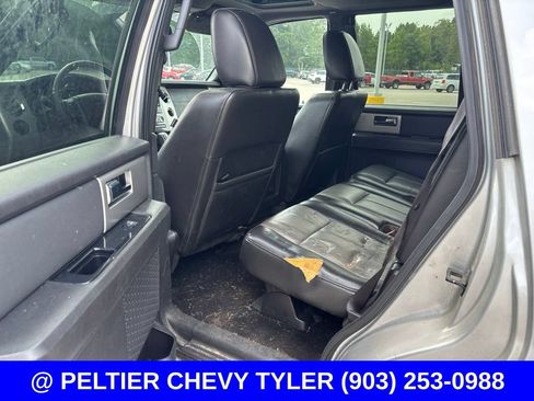 Used 2011 Ford Expedition XLT w/ 202A Rapid Spec Order Code RWD image 17