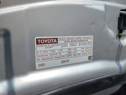 Used 2011 Toyota Camry XLE w/ SE/XLE Extra-Value Pkg image 27