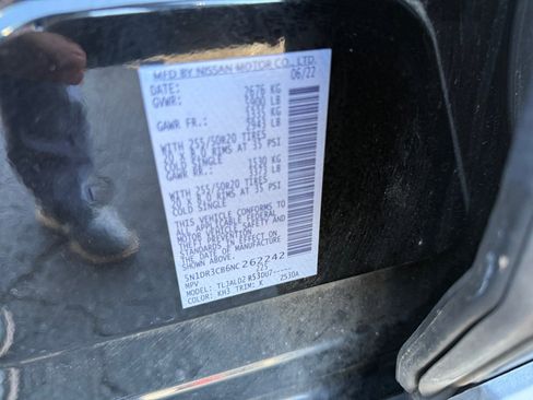 Used 2022 Nissan Pathfinder SL w/ SL Premium Package image 38