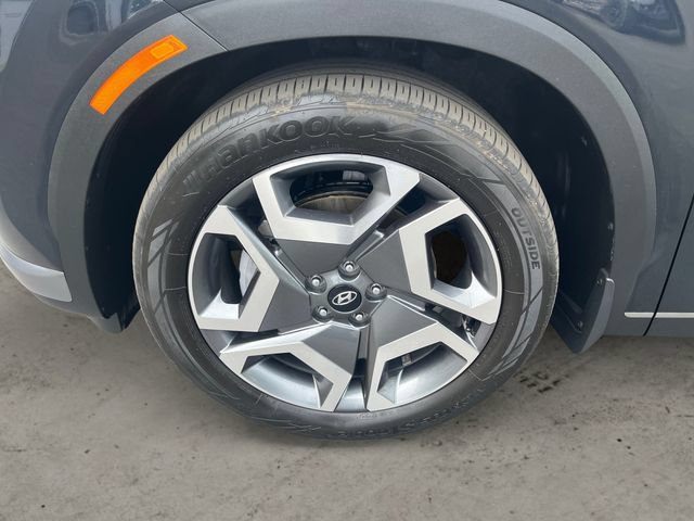 Certified 2025 Hyundai Palisade Limited AWD/4WD image 9
