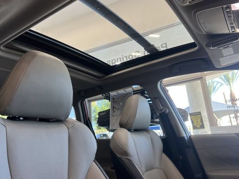 Used 2019 Subaru Forester Limited AWD/4WD image 16