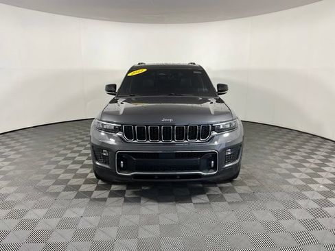 Used 2022 Jeep Grand Cherokee L Overland w/ Luxury Tech Group IV AWD/4WD image 2
