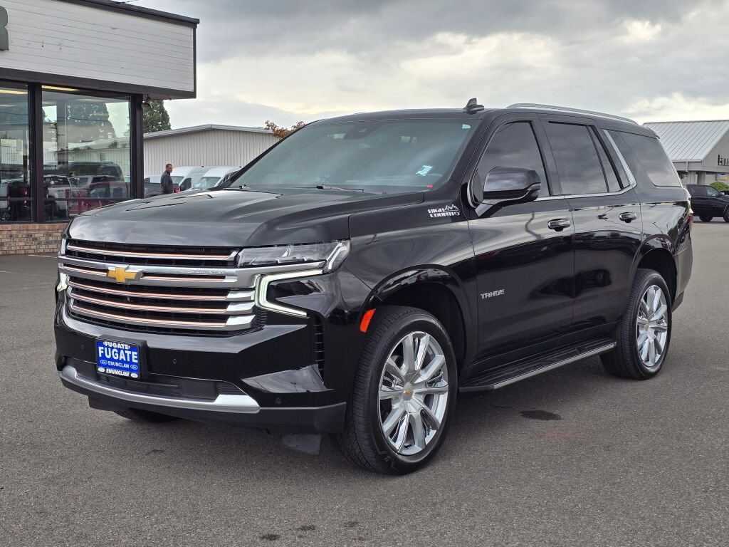 Used 2023 Chevrolet Tahoe High Country AWD/4WD image 2
