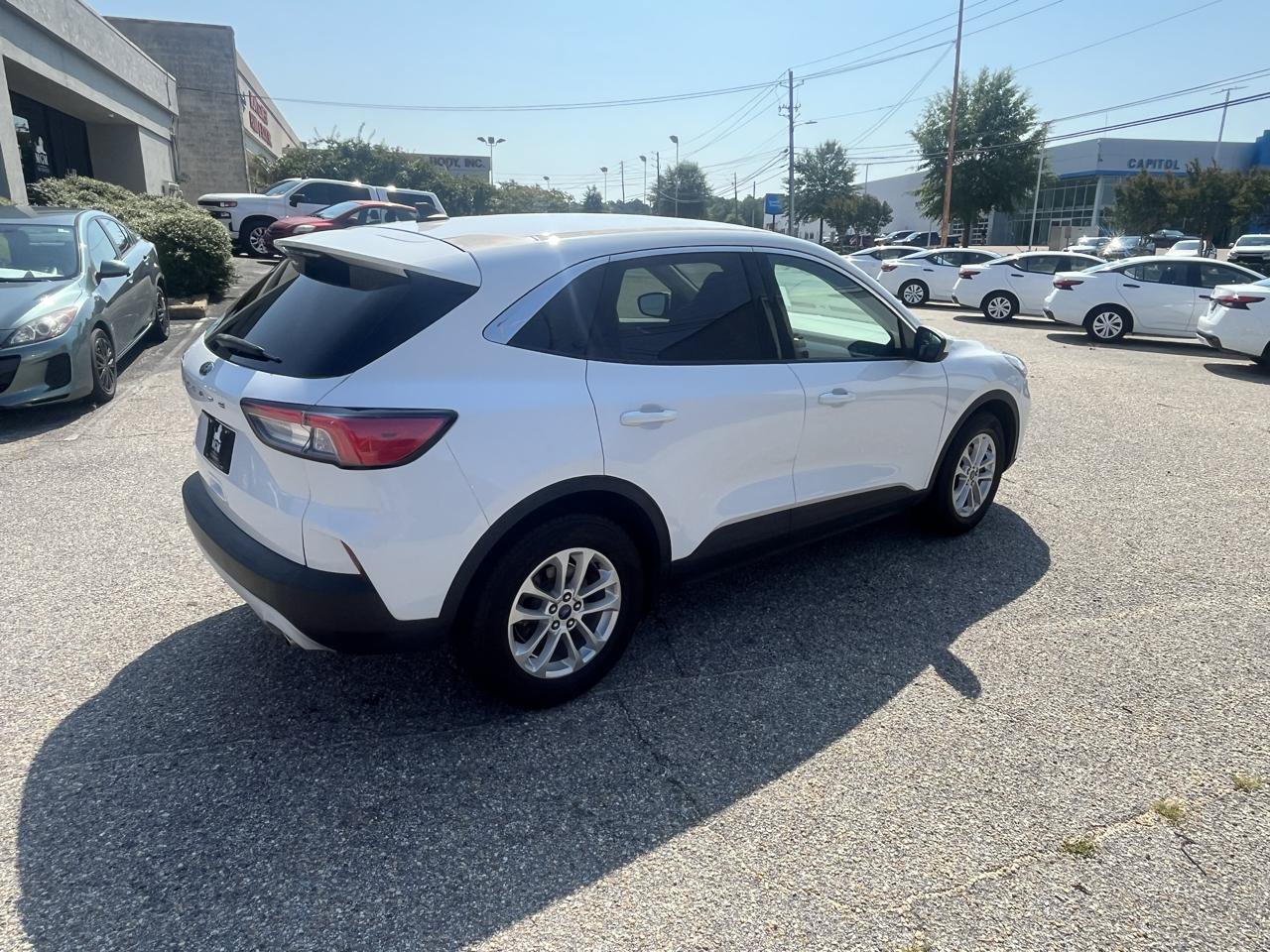 Used 2021 Ford Escape SE FWD image 24