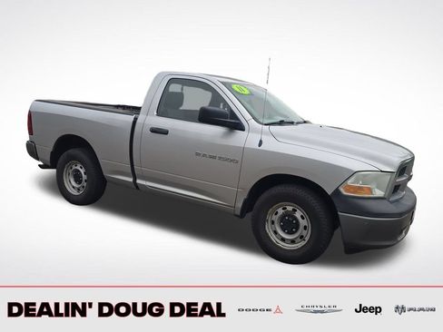 Used 2011 RAM 1500 ST RWD image 7