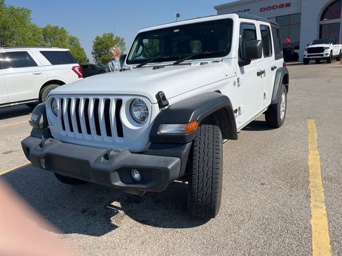 Used 2021 Jeep Wrangler Unlimited Sport w/ Cold Weather Group image 3