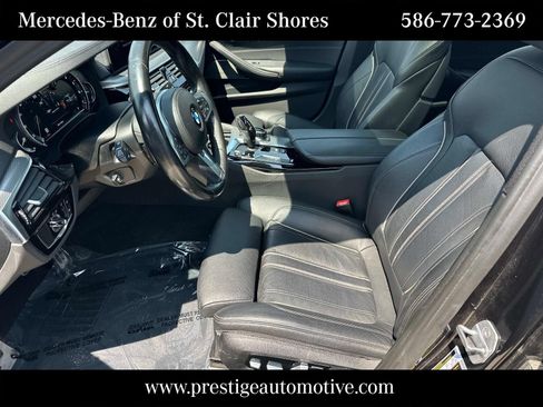 Used 2018 BMW M550i xDrive AWD/4WD image 19