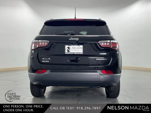 Used 2019 Jeep Compass Sport image 6