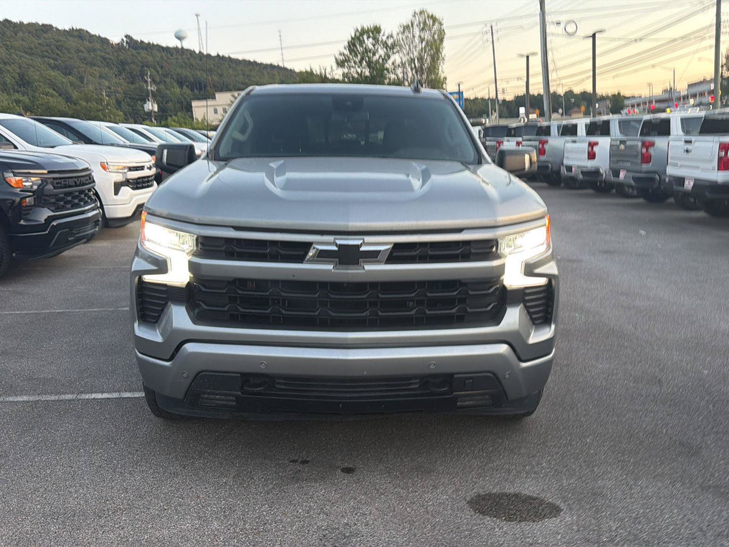 Used 2024 Chevrolet Silverado 1500 RST w/ Convenience Package II AWD/4WD image 5
