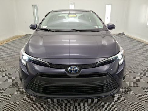 Used 2024 Toyota Corolla LE w/ LE Convenience Package FWD image 28