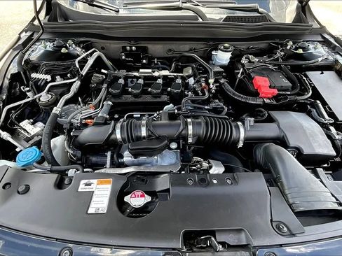 Used 2022 Honda Accord Sport image 9